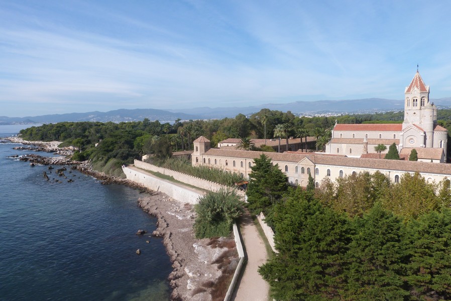 Visiter l'Île Saint-Honorat